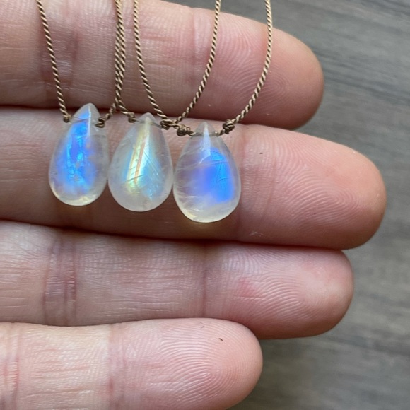 Handmade Moonstone Necklace, Minimalistic, Moonstone Choker, Goddess Provisions - Picture 9 of 14